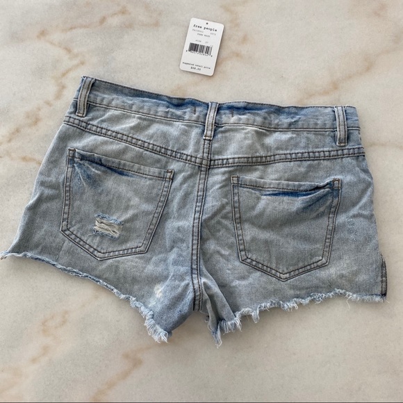 FREE PEOPLE RUNAWAY RUGGED RIPPED DENIM SHORTS 27 - Picture 4 of 8